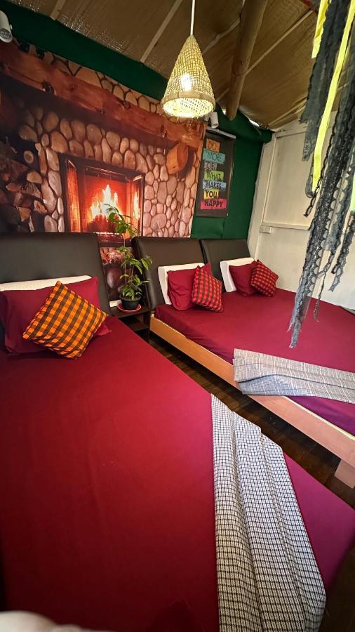 A Lounge Hostel And Cafe Елла Екстер'єр фото