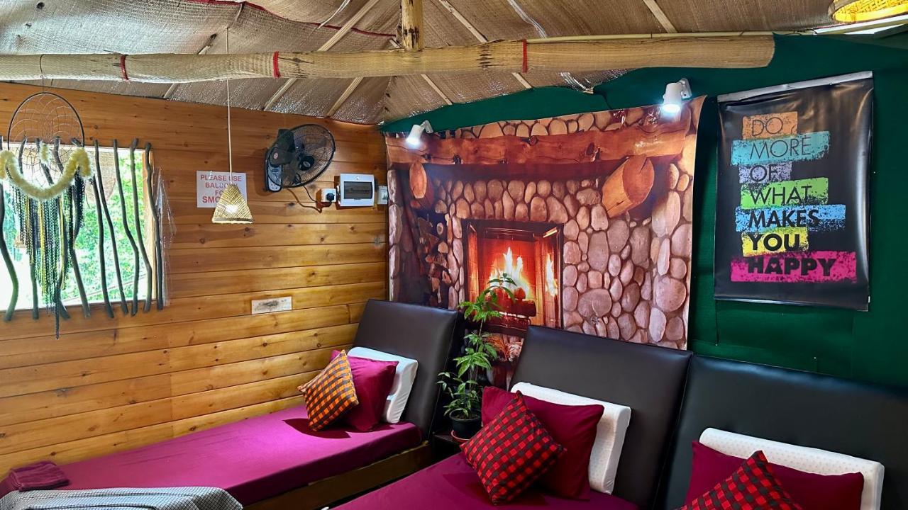 A Lounge Hostel And Cafe Елла Екстер'єр фото